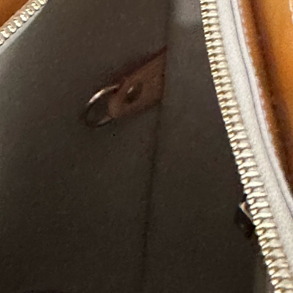Louis Vuitton Yellow Vernis Tote Bag - Picture 12 of 16